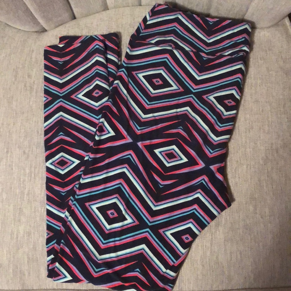 LulaRoe leggings stripped